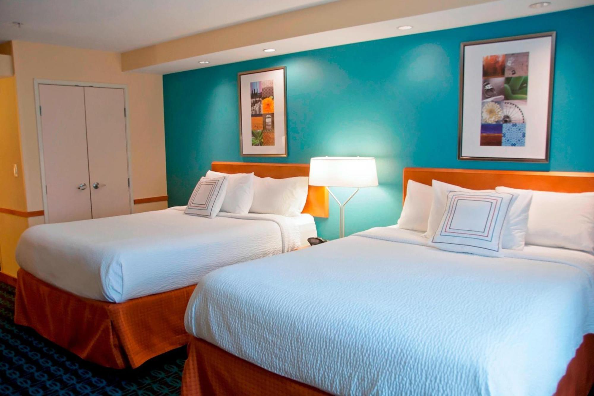 Fairfield Inn & Suites Ames Bagian luar foto