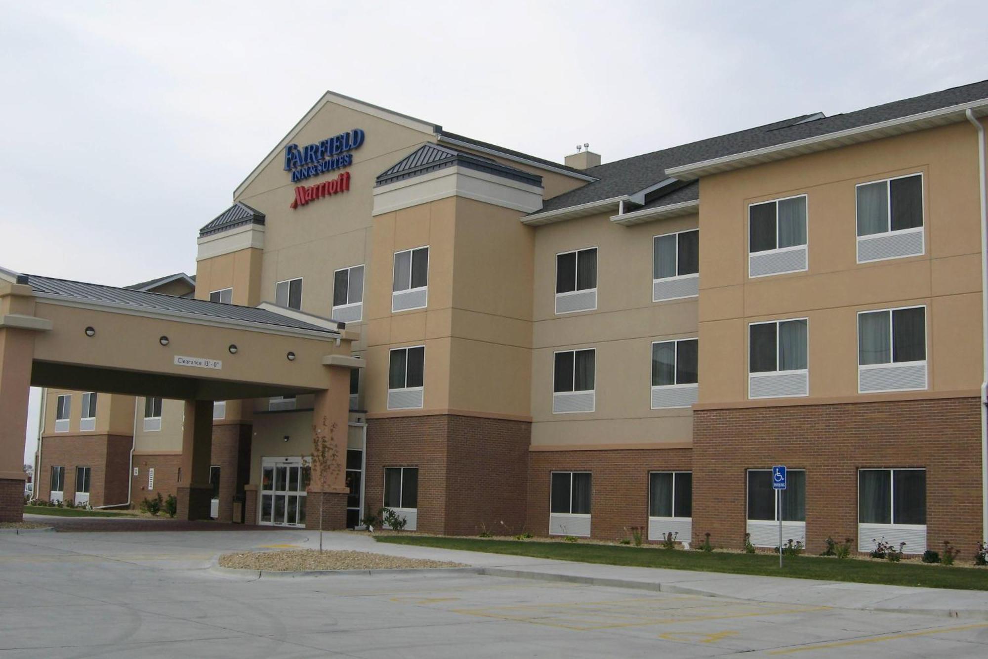 Fairfield Inn & Suites Ames Bagian luar foto